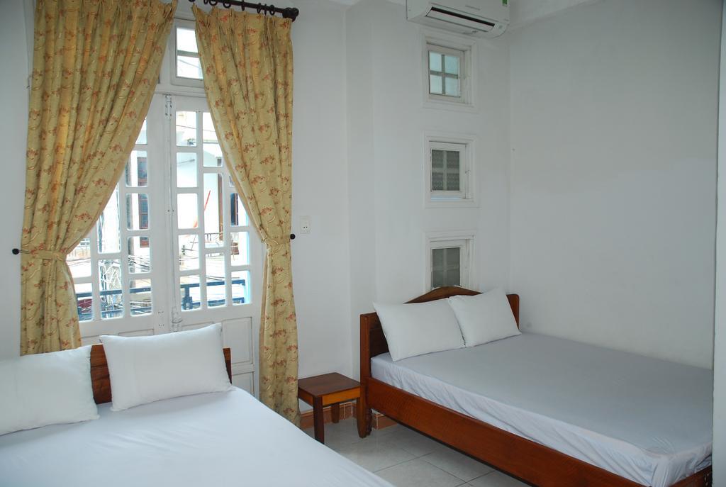 Lum Dong Tien Hotel Хуе Екстериор снимка
